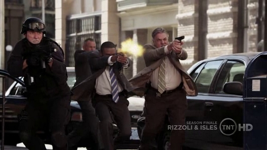 Rizzoli & Isles 1x10.jpg